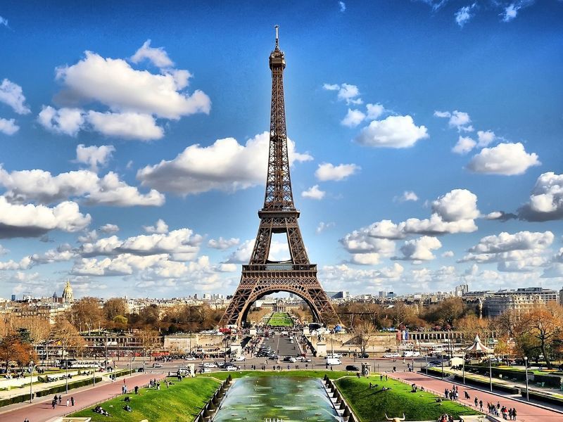 Kako je Ajfelova kula postala simbol Pariza?