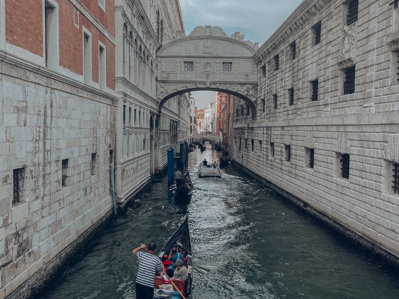 Most uzdaha venecija