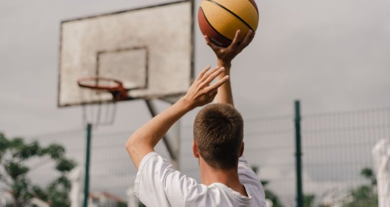 basket, kosarka, koja je razlika izmedju basketa i kosarke, da li su basket i kosarka isto, razlika basketa i kosarke