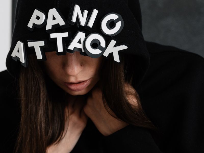 panicni napad, kako smiriti napad, panika, napad panike, ubrzani rad srca, strah,