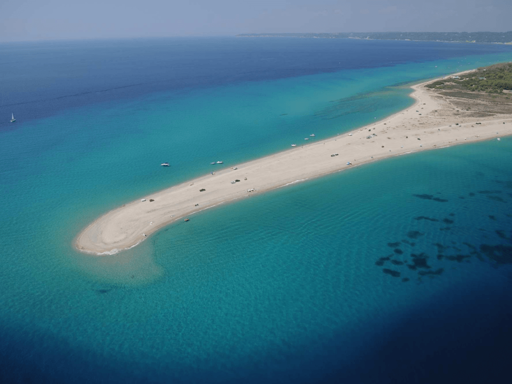 najlepse plaze u grckoj za decu, najlepse plaze u grckoj halkidiki, najlepse plaze u grckoj na sitoniji, najlepse pescane plaze u grckoj, grcka pescane plaze, najmirnije plaze u grckoj, grcka, grcka leto, grčka leto, grčka plaže, grcka plaze, grcka plaze najlepse, grčka leto 2026, grčka 2026, grčka letovanje 2026,