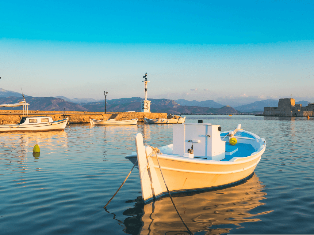 peloponez, peloponez grčka, grčka letovanje, grčka leto 2026, letovanje grčka, grčka, nafplio, patra, rio antirio, epidaurus, maslinovo ulje, kalamata, grčko maslinovo ulje,