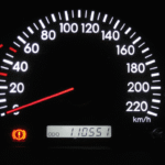 Kako proveriti da li je automobil vraćao kilometražu?